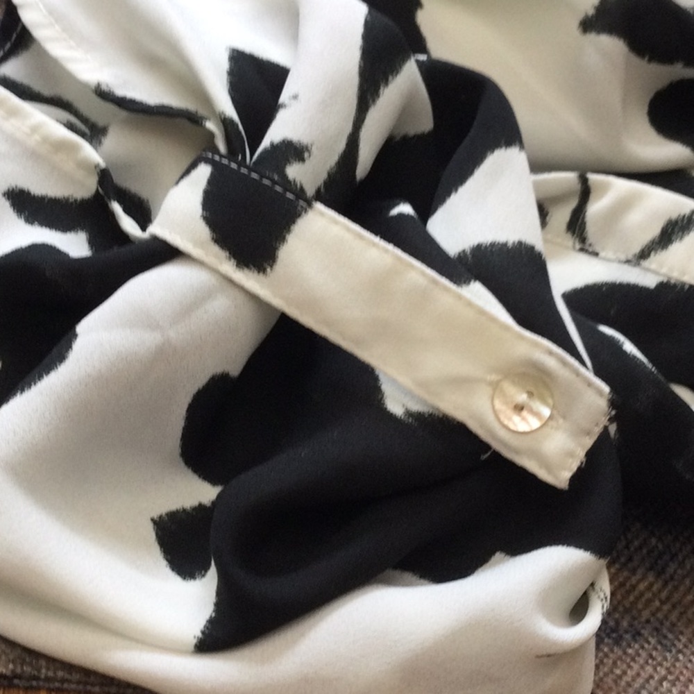 Danielrainn Blouse - Picture 8 of 8